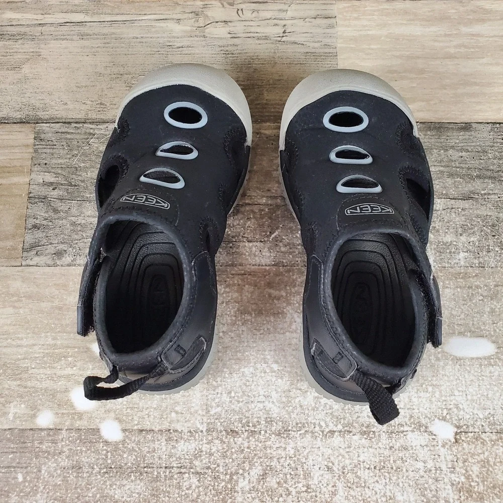 Keen Stingray Kids Sandals‎ Sz 9 Black Drizzle Round Toe Waterproof